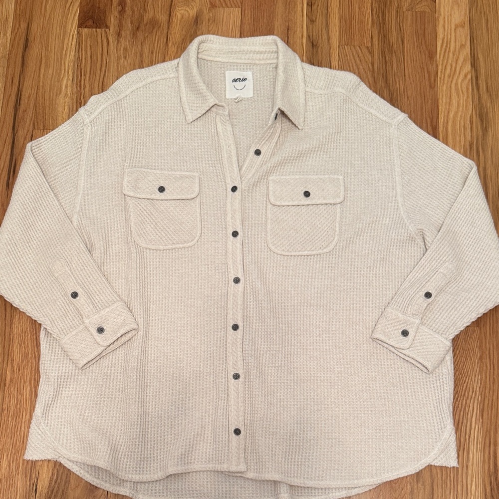 Aerie Cream women’s Button Down Shirt